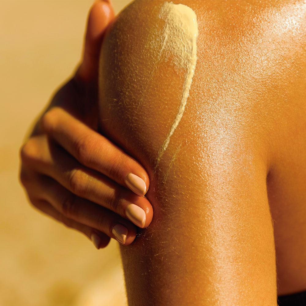 Free Gift Revlon Professional Orofluido Moisturizing Body Cream Purse Size - 50ml